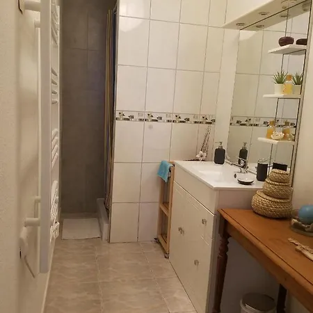 Apartment Cosy Comme A La Maison Ambiance Coquillage Et Bois Flotte